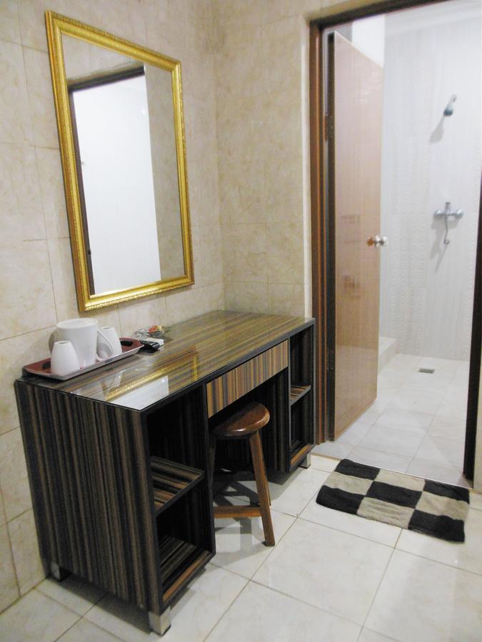 Focus Hotel Jacarta Exterior foto